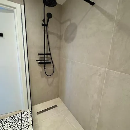 La Petite Grenille Apartment